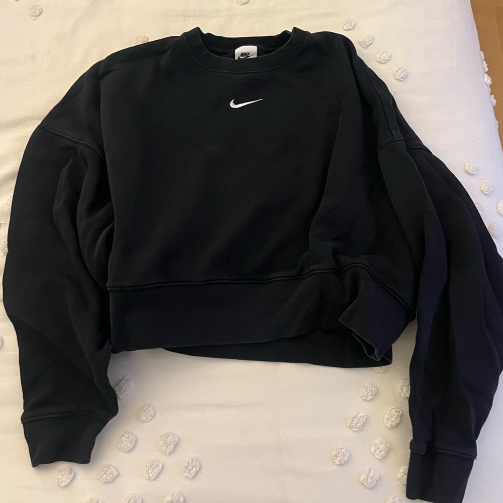 Nike Black Crewneck Sweater